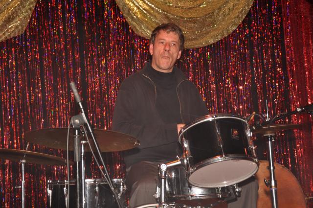 min 2010 11 13 fous swing 103